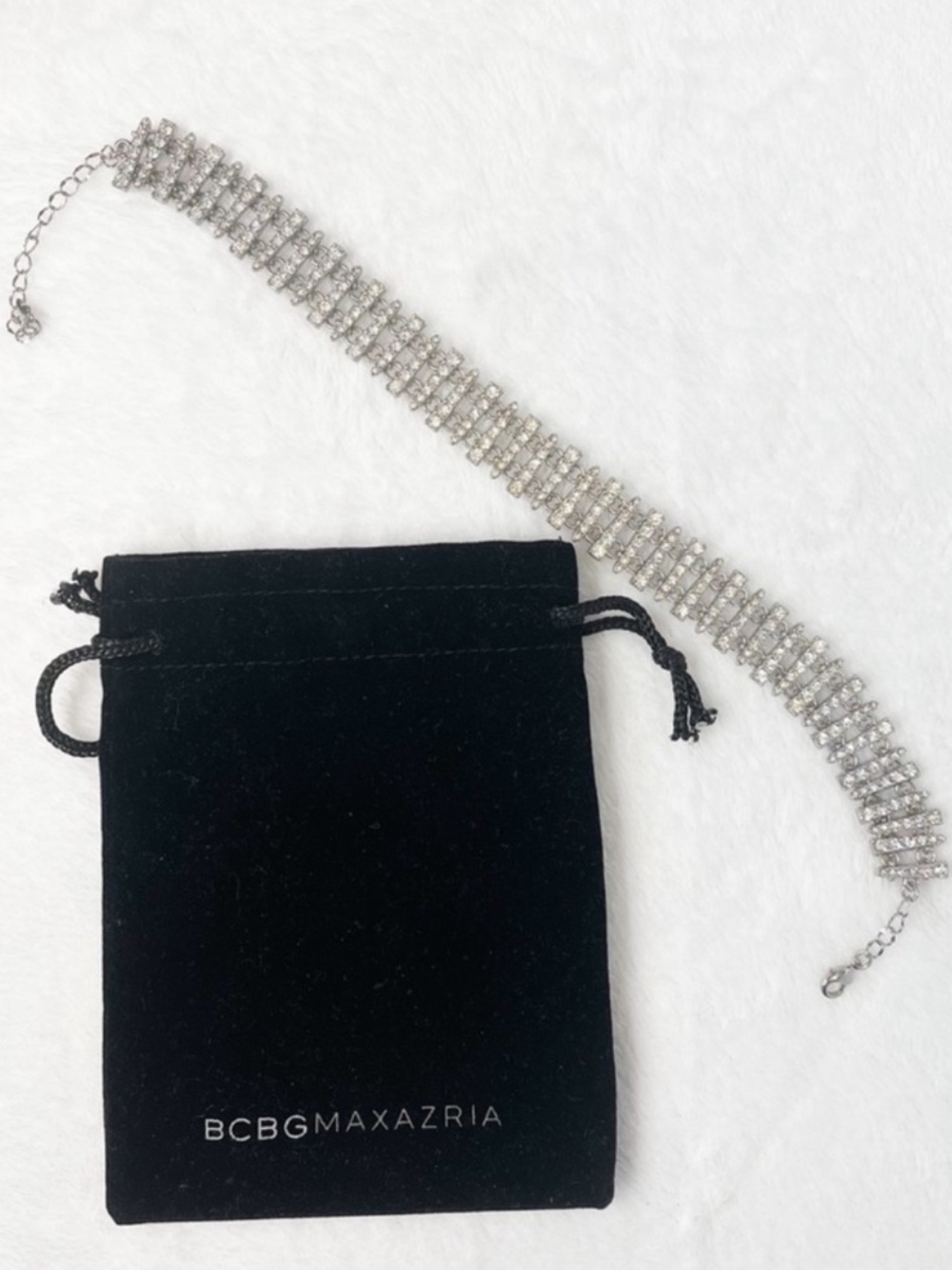 BCBGMAXAZRIA crystal /
rhinestone choker-style necklace